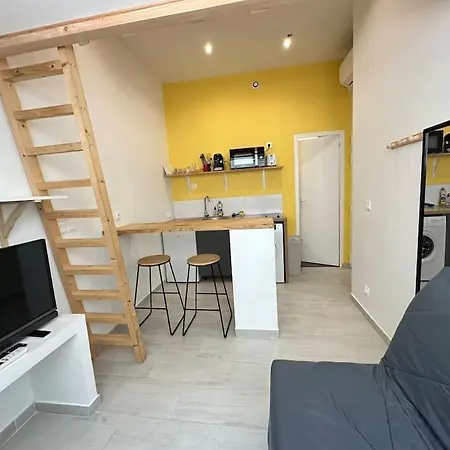 Cosy Avec Mezzanine Proche * Nice