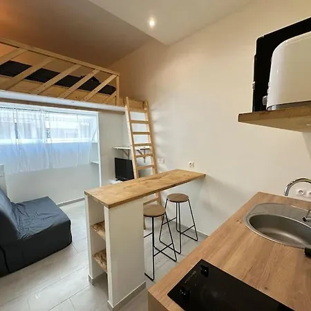 Cosy Avec Mezzanine Proche Nizza