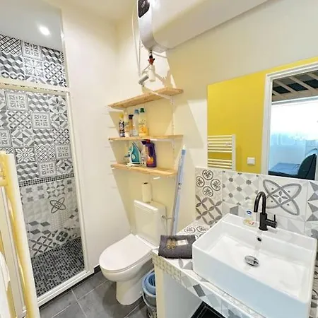 Cosy Avec Mezzanine Proche Appartamento Nizza